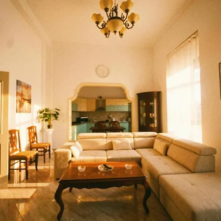 Star 2- Spacious In The Heart Of