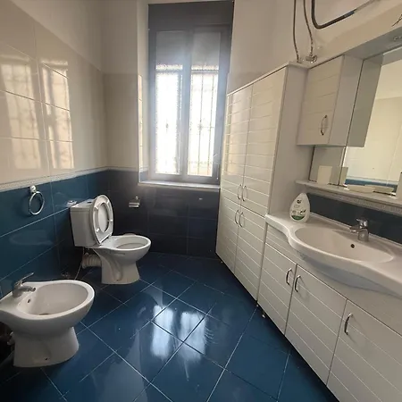Star 2- Spacious In The Heart Of * Durrës